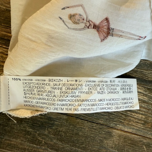 Zara Cream Ballerina Blouse with Tiny Black Bow Tie - Picture 13 of 14